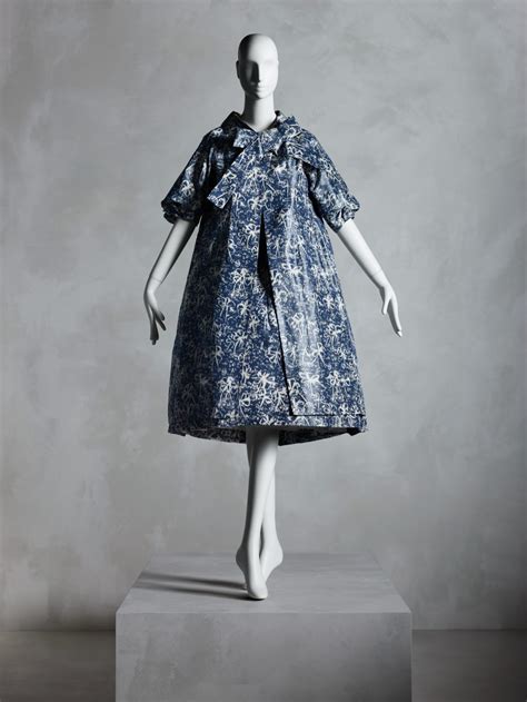 costume christian dior intero|Met Costume Institute and Brooklyn Museum Bring .